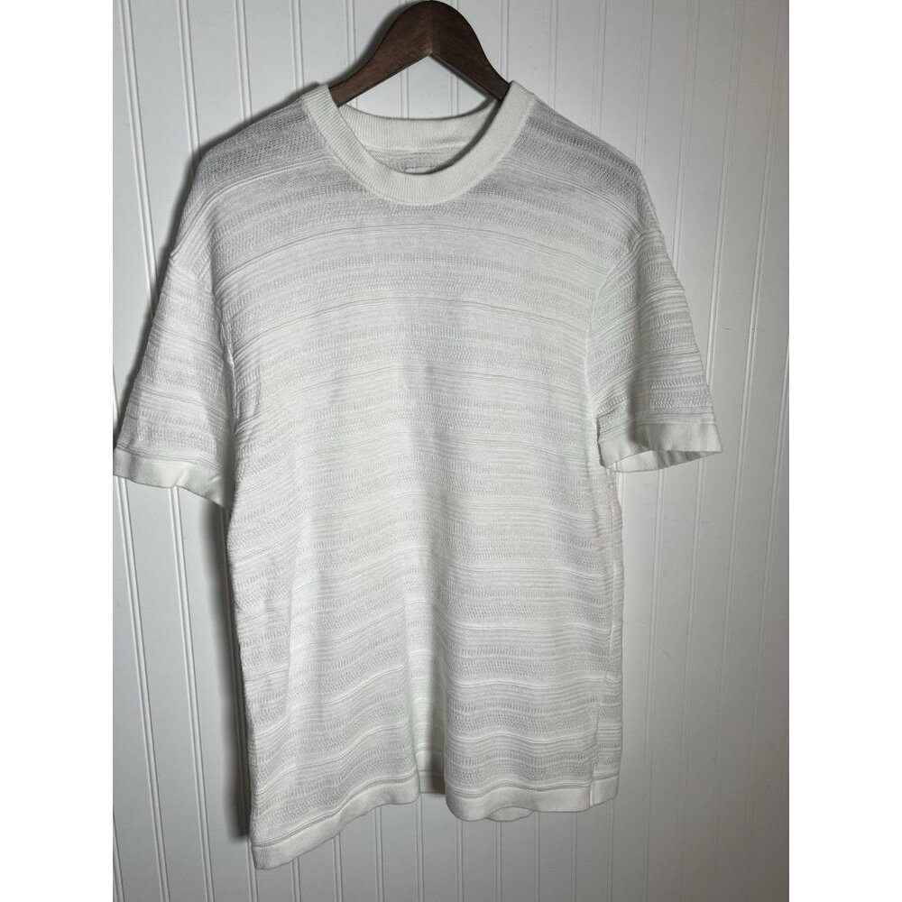 Holister Texture T Shirt Men’s Size L White Elevated Casual